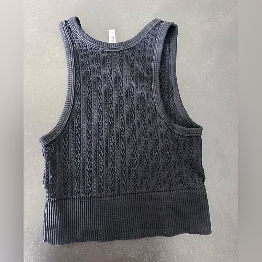 VICI Stella Textured Crop top - Picture 2 of 2